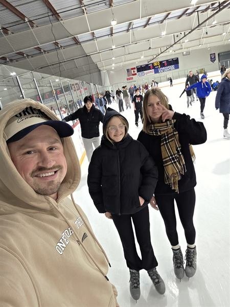 Ice Skating — photo 6