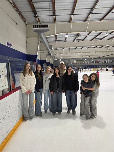 Ice Skating — photo 15
